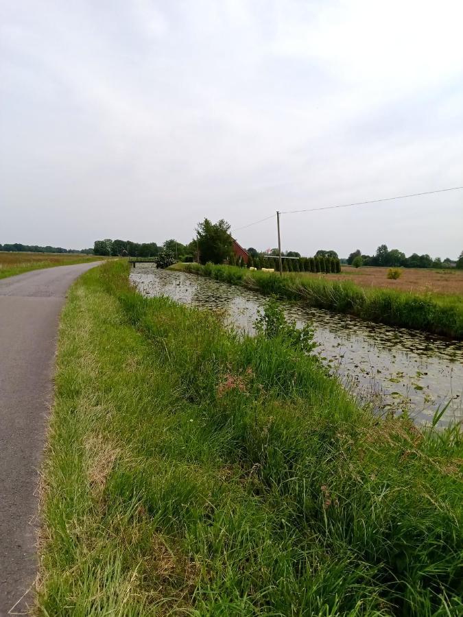 Fewo Unner'D Kastanje Moormerland ภายนอก รูปภาพ